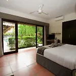 Villa Elleo