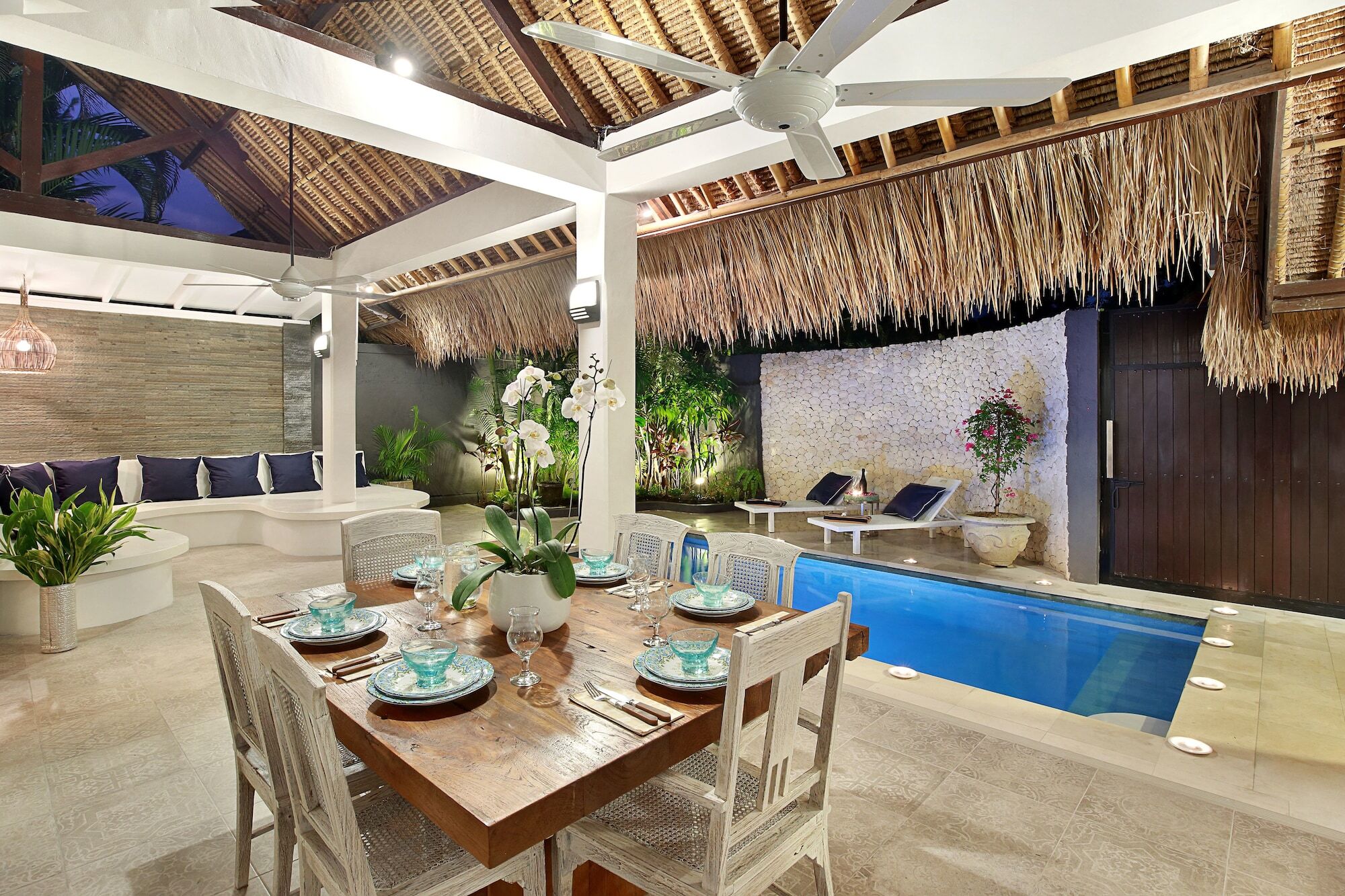 Elleo Villa